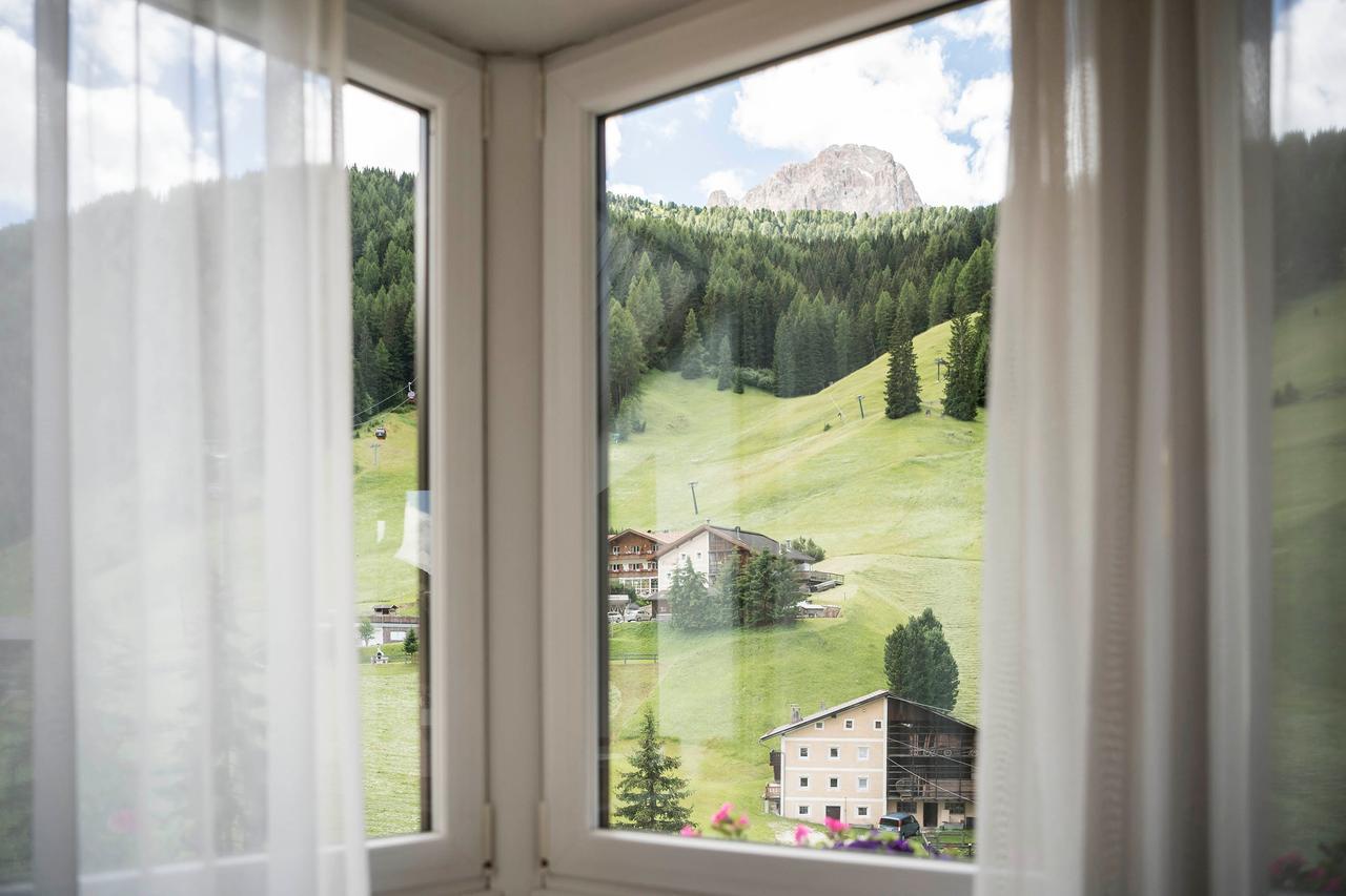 Hotel Aaritz Selva di Val Gardena Eksteriør bilde